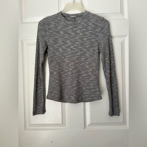 Intimately Free People Women's XS Gray Long Sleeve Basic T-Shirt Top Boho Prep